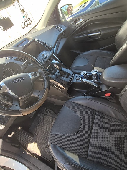 Ford Kuga 4 of 5