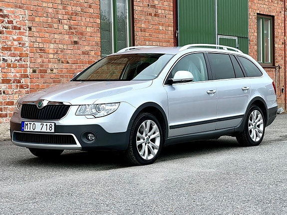 Skoda Superb 3 of 5
