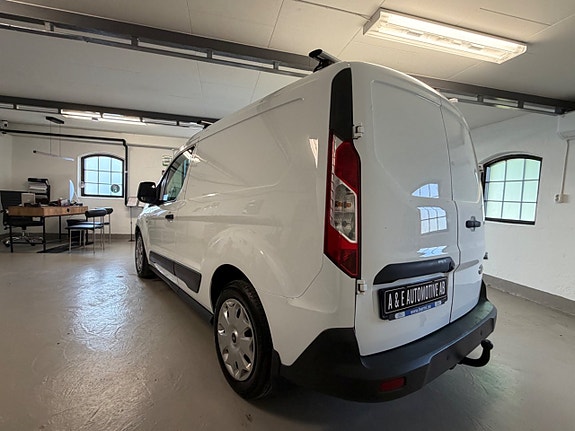 Ford Transit 5 of 5