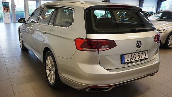 Volkswagen Passat 5 of 5