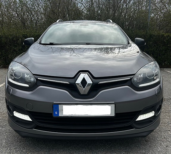 Renault Megane III 2 of 5