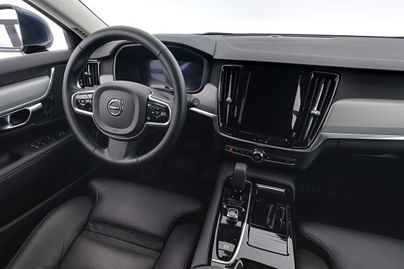 Volvo V90 8 of 17