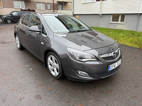 Opel Astra 3 of 5