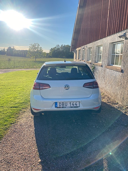 Volkswagen Golf VII 4 of 5