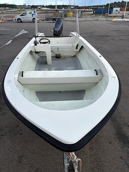 Örnvik 540. Yamaha 50 4-takt. 4 of 5