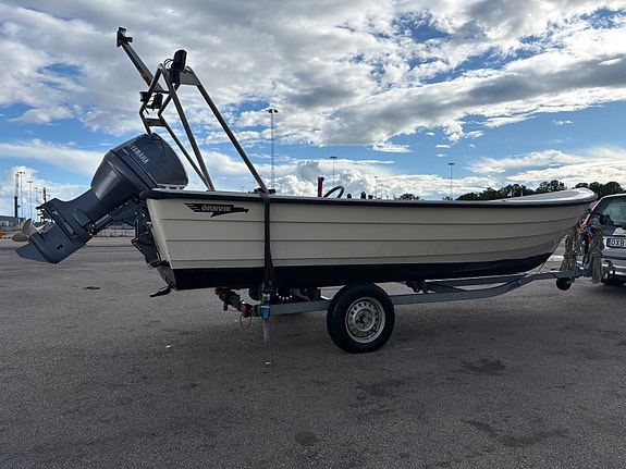 Örnvik 540. Yamaha 50 4-takt. 2 of 5