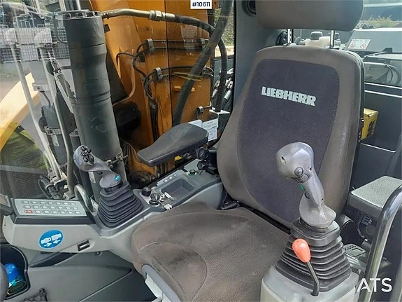 Hjulgrävare Liebherr A 918 Compact Litronic (989,000:- ex mo 11 of 24