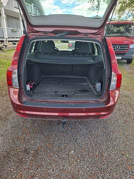 Volvo V50 5 of 5