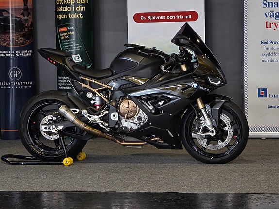 BMW S 1000 RR/Mint Condition/Fabriks Garanti/ARROW/ 4 of 5