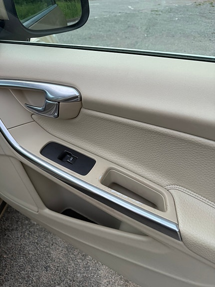 Volvo V60 13 of 20
