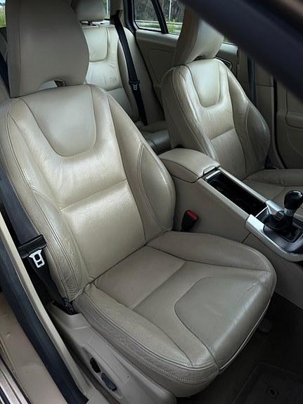 Volvo V60 12 of 20
