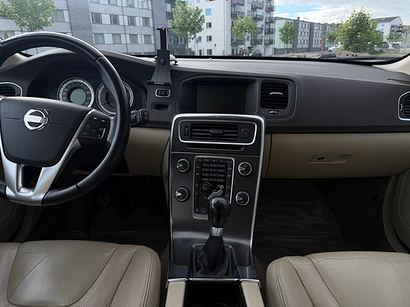 Volvo V60 15 of 20
