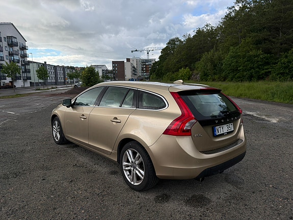 Volvo V60 19 of 20
