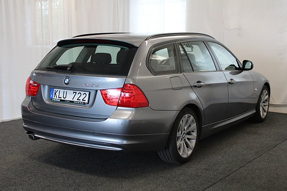 BMW 320d 5 of 5