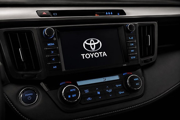 Toyota RAV4 22 of 26