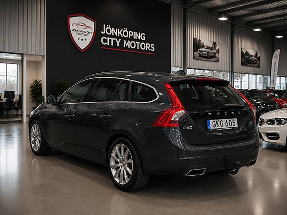 Volvo V60 4 of 17