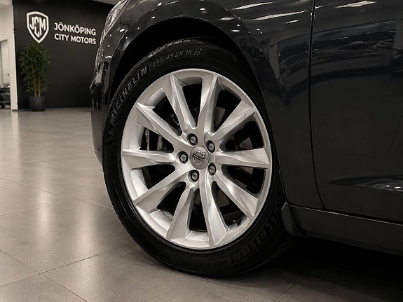 Volvo V60 7 of 17