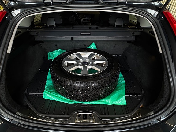 Volvo V60 15 of 17