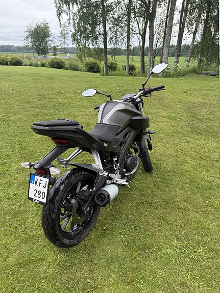 Yamaha MT-125 5 of 5