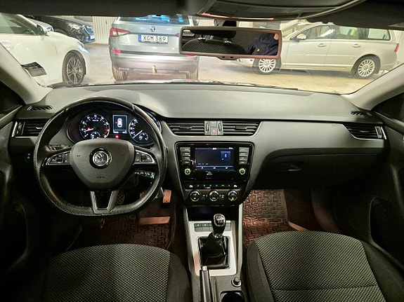 Skoda Octavia 8 of 23