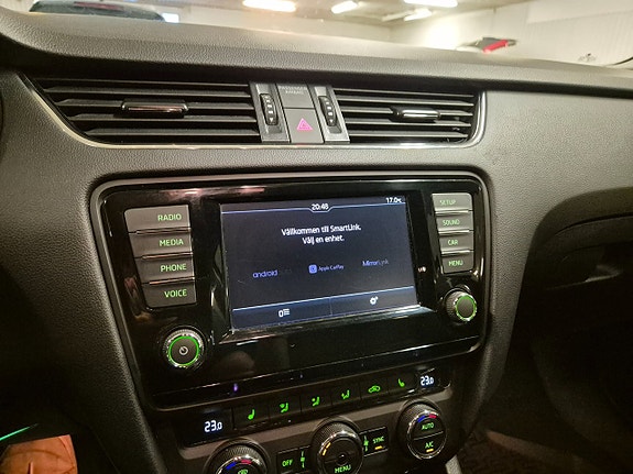Skoda Octavia 18 of 23