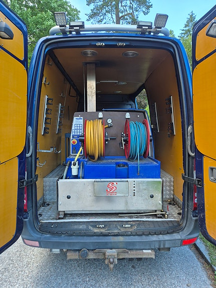 Mercedes-Benz Sprinter 318 2 of 3