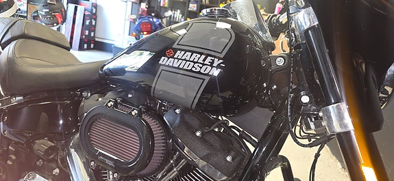 Harley-Davidson Sport Glide FLSB 7 of 9