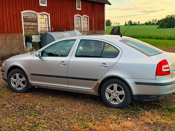 Skoda Octavia 3 of 5