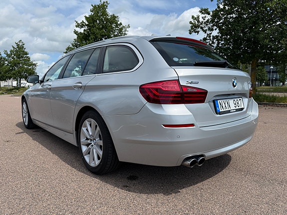 BMW 528i 4 of 5