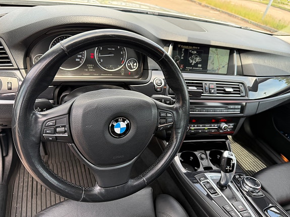 BMW 528i 7 of 10