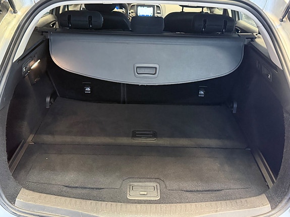 Renault Megane 22 of 22