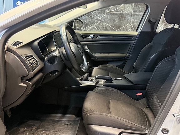 Renault Megane 13 of 22