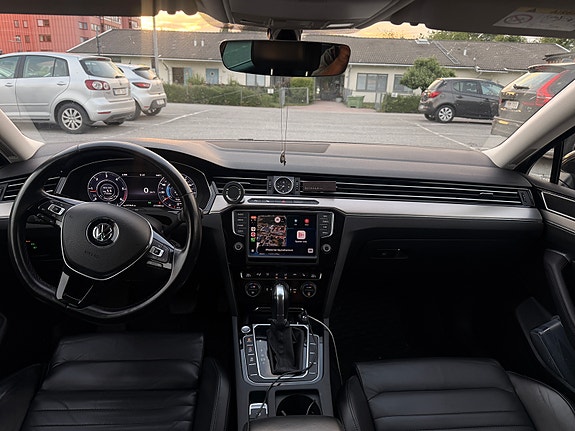 Volkswagen Passat 4 of 5
