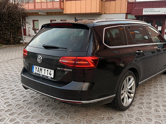 Volkswagen Passat 3 of 5
