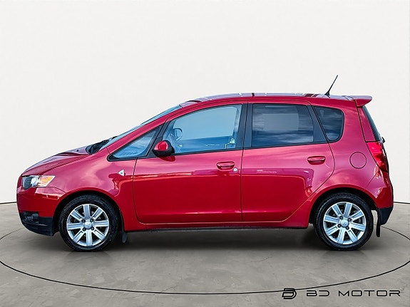 Mitsubishi Colt 2 of 5
