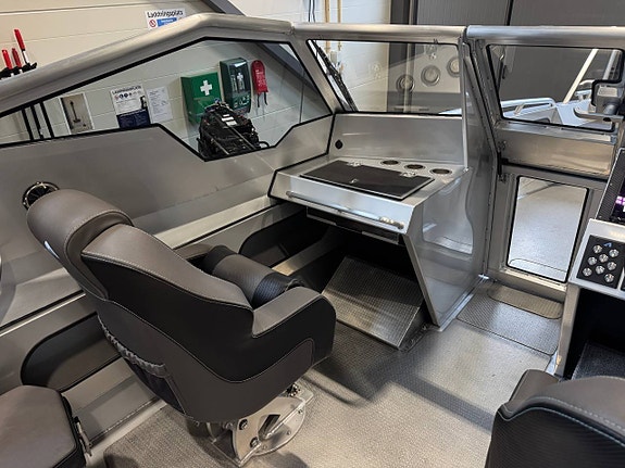 Anytec 750 SPD, Mercury 300hk -16 6 of 12