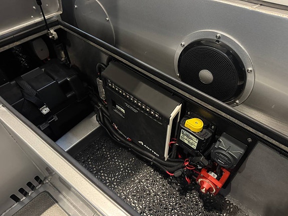 Anytec 750 SPD, Mercury 300hk -16 8 of 12