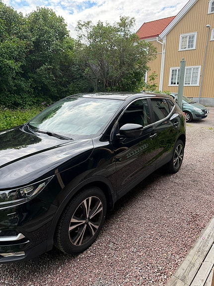 Nissan Qashqai 4 of 5