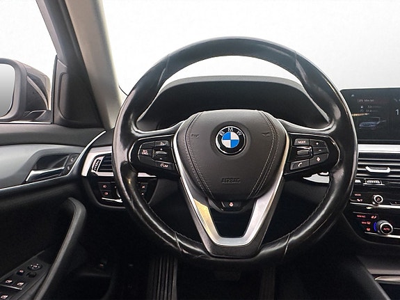 BMW 520d 14 of 30