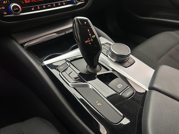 BMW 520d 24 of 30