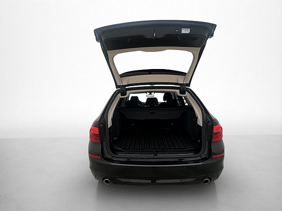 BMW 520d 29 of 30