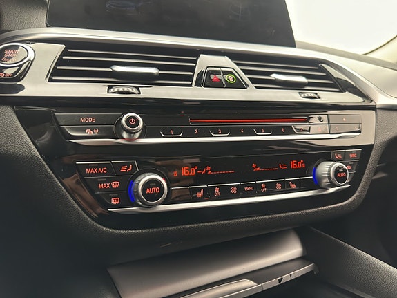 BMW 520d 23 of 30