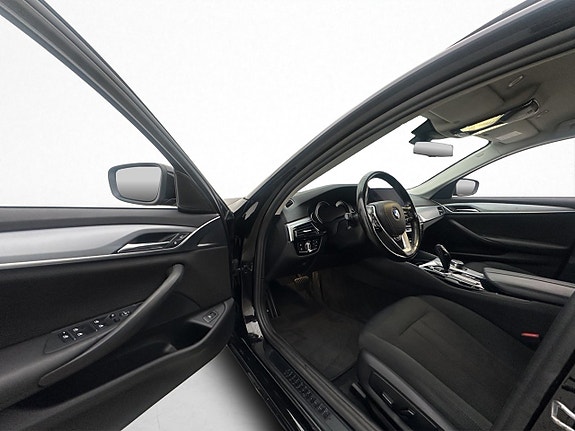 BMW 520d 10 of 30