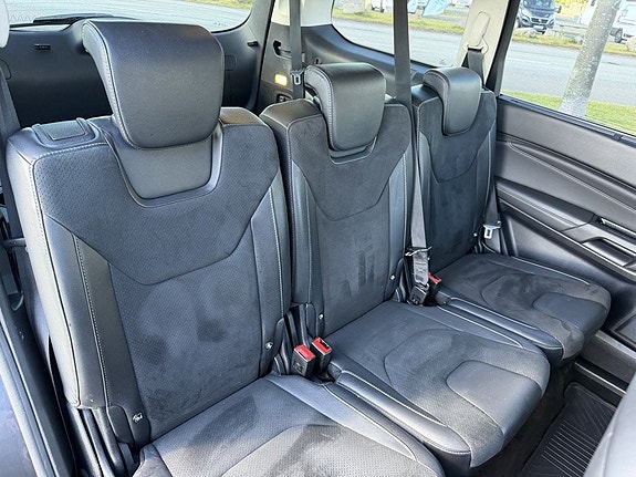 Ford Galaxy 11 of 14