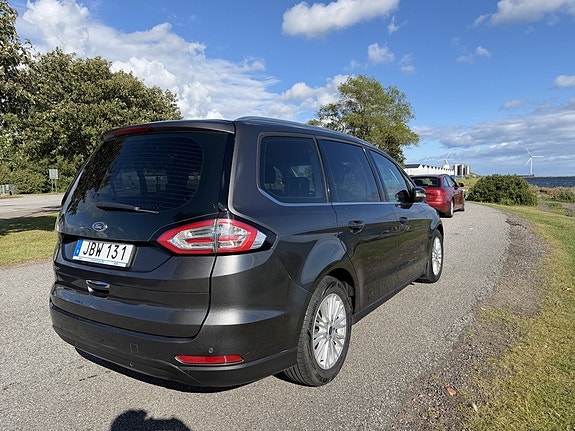 Ford Galaxy 4 of 5