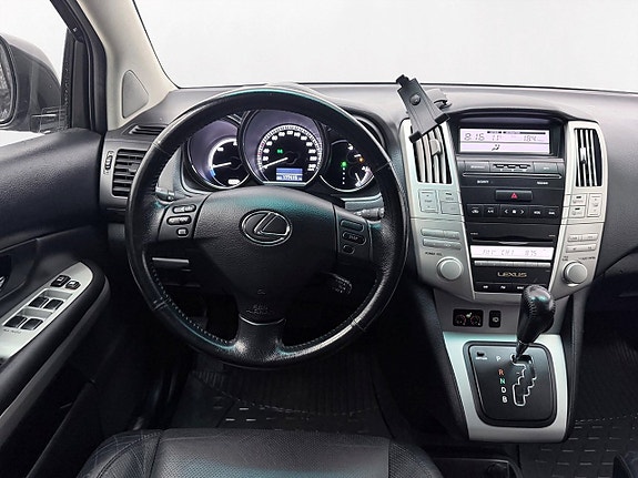 Lexus RX400h 13 of 18