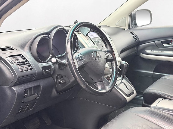 Lexus RX400h 9 of 18