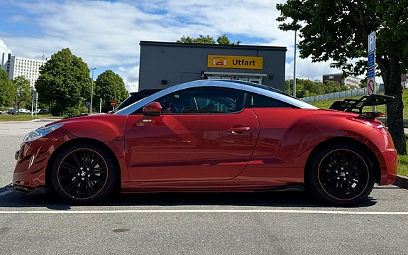 Peugeot RCZ 4 of 5