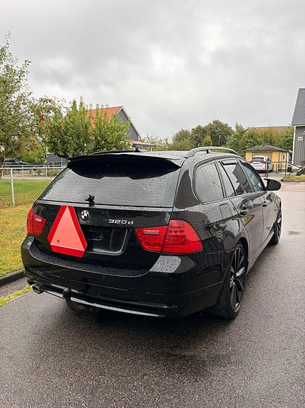 BMW 320d 7 of 14