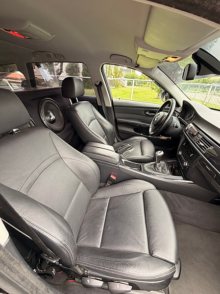 BMW 320d 9 of 14